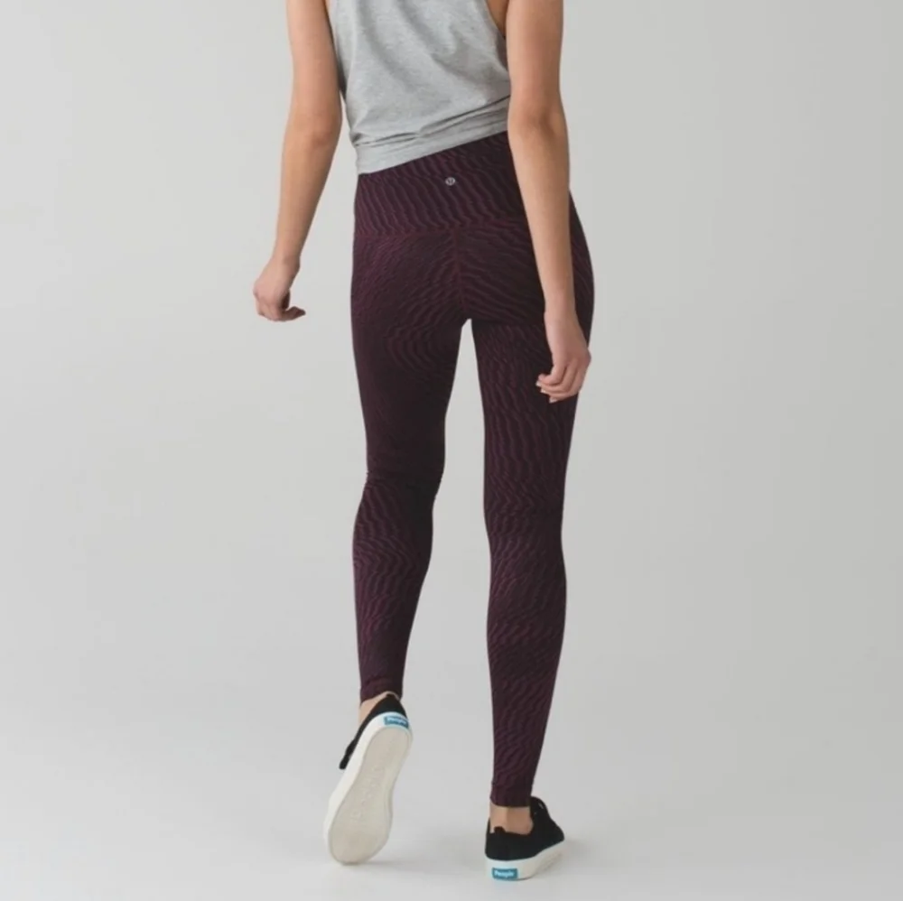 Lululemon Hi Rise Wunder Under size 6 Summer Workout Trainer Legging